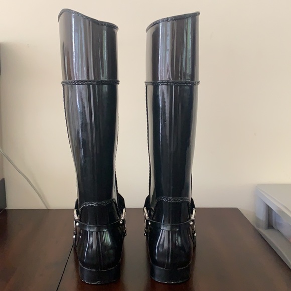Michael Kors Rain Boots. Gently worn. Sz 9 - Picture 4 of 5
